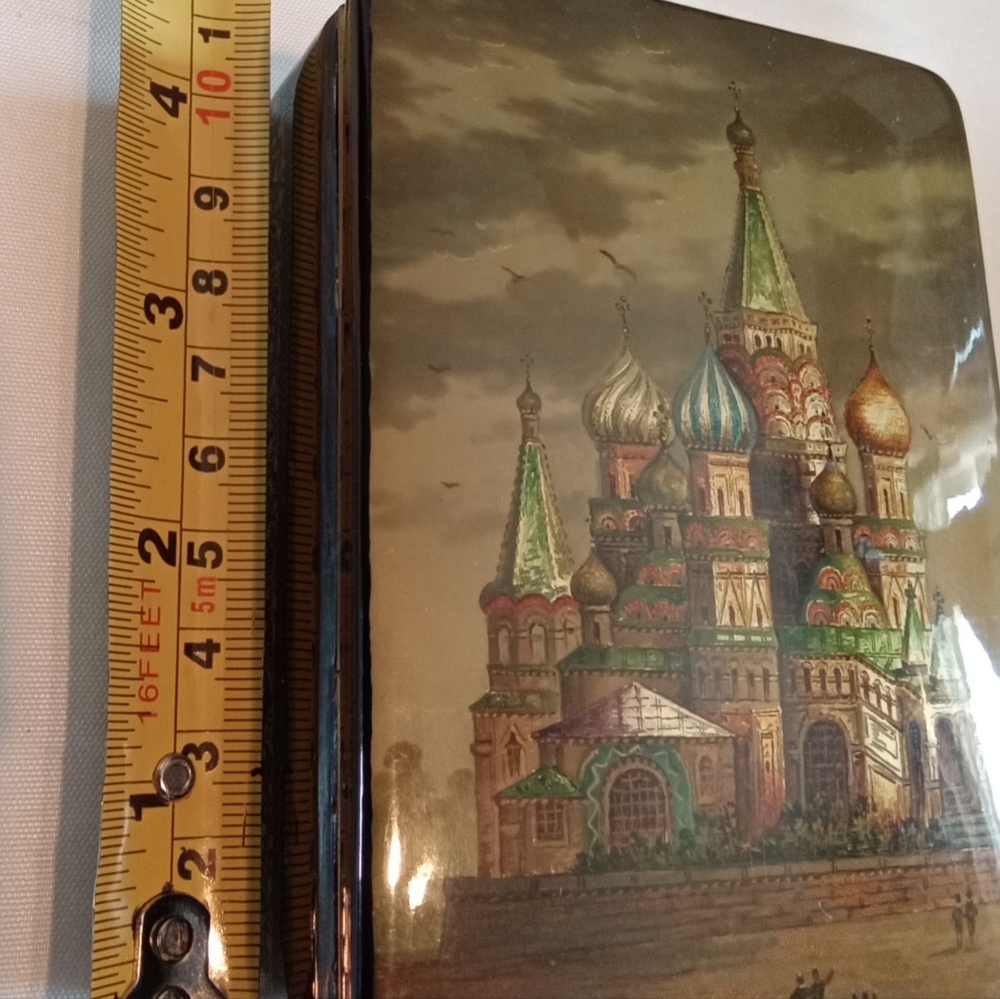 Russian Lacquer Box - Picture 6 of 8